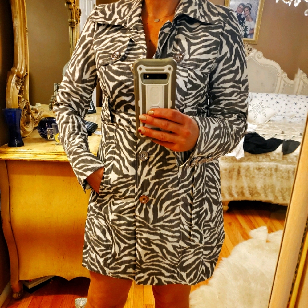 Rain coat